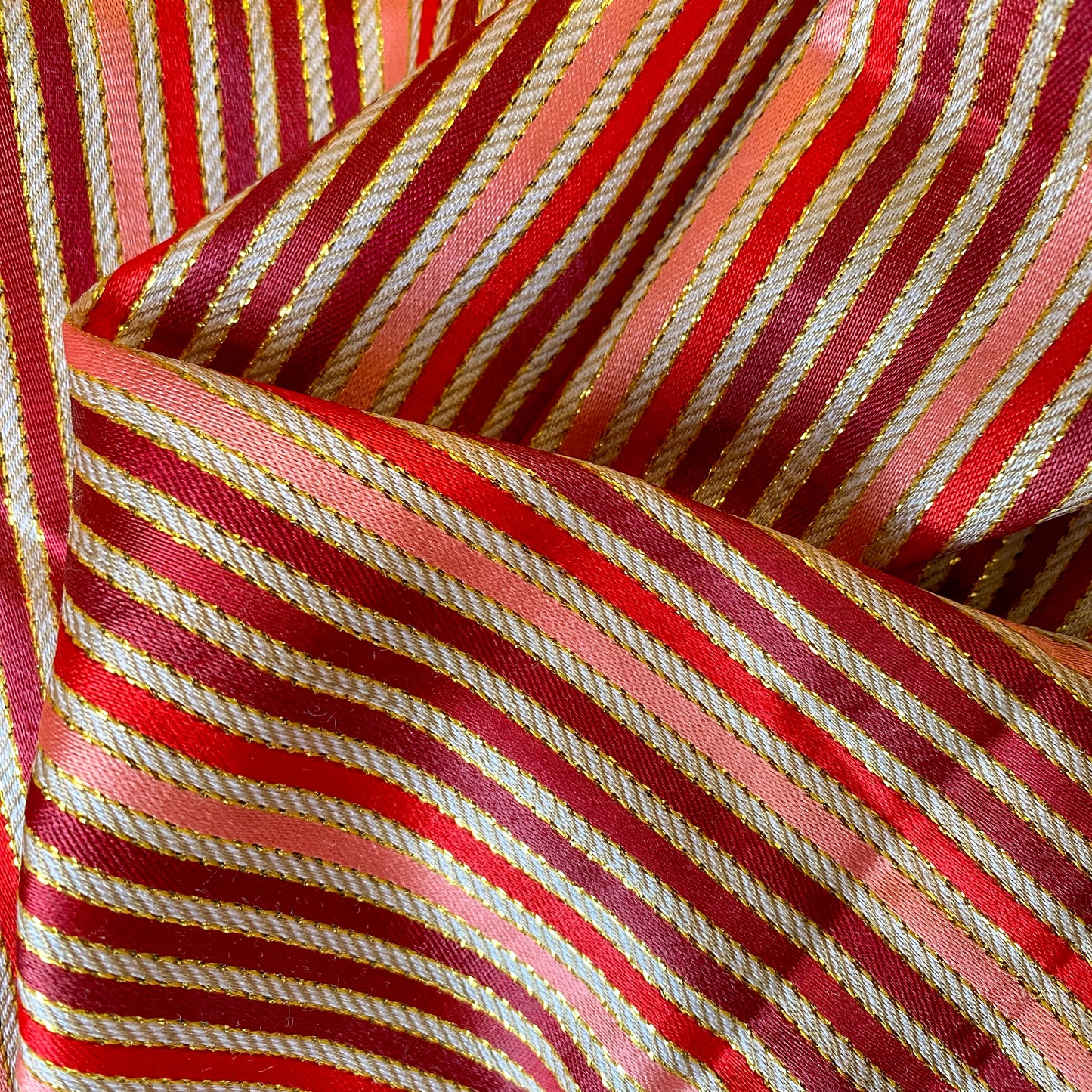 Saya Fabric: Reds and Pinks