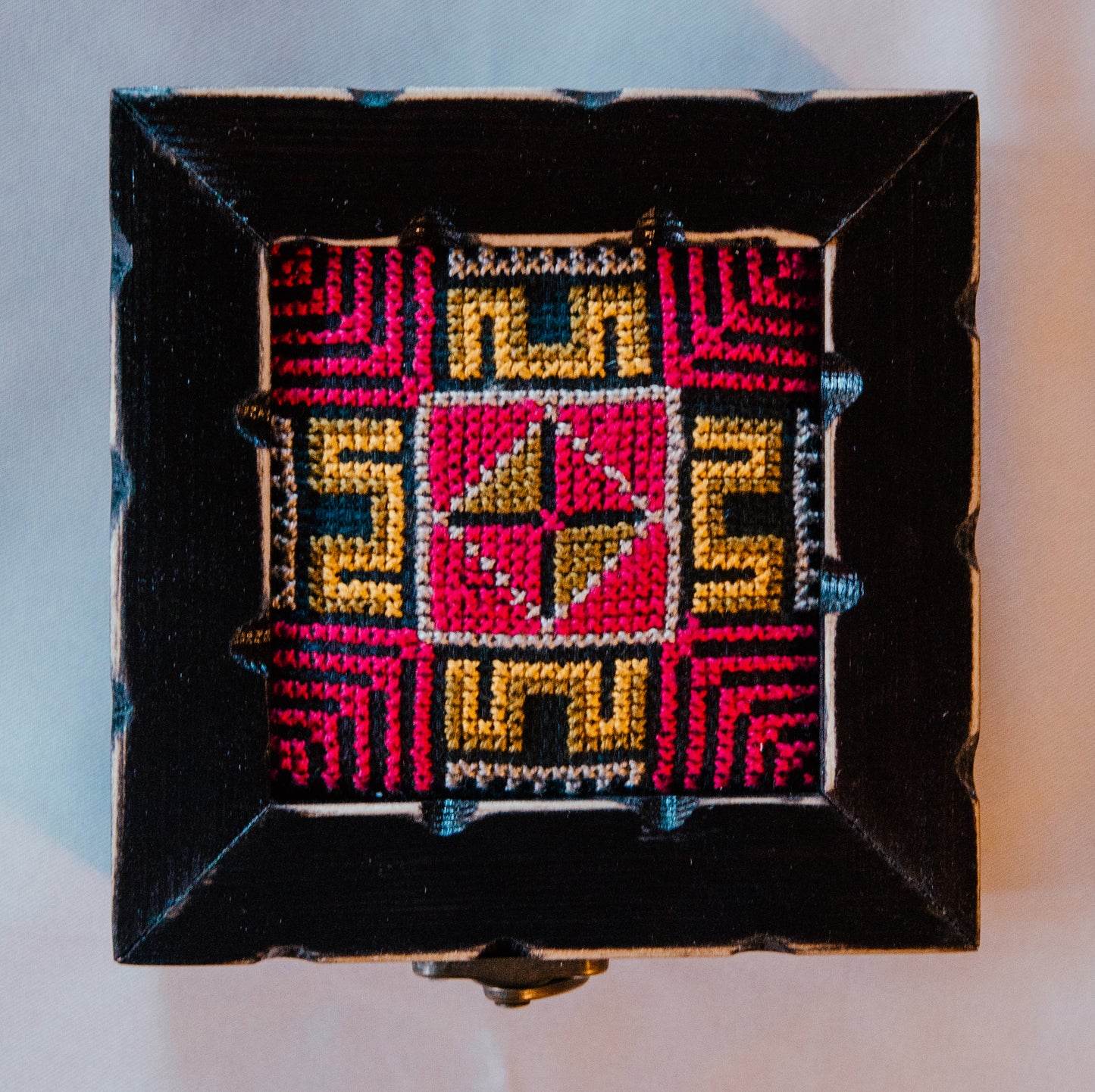Tatreez Wooden Chest: Ramallah Disc of Feathers