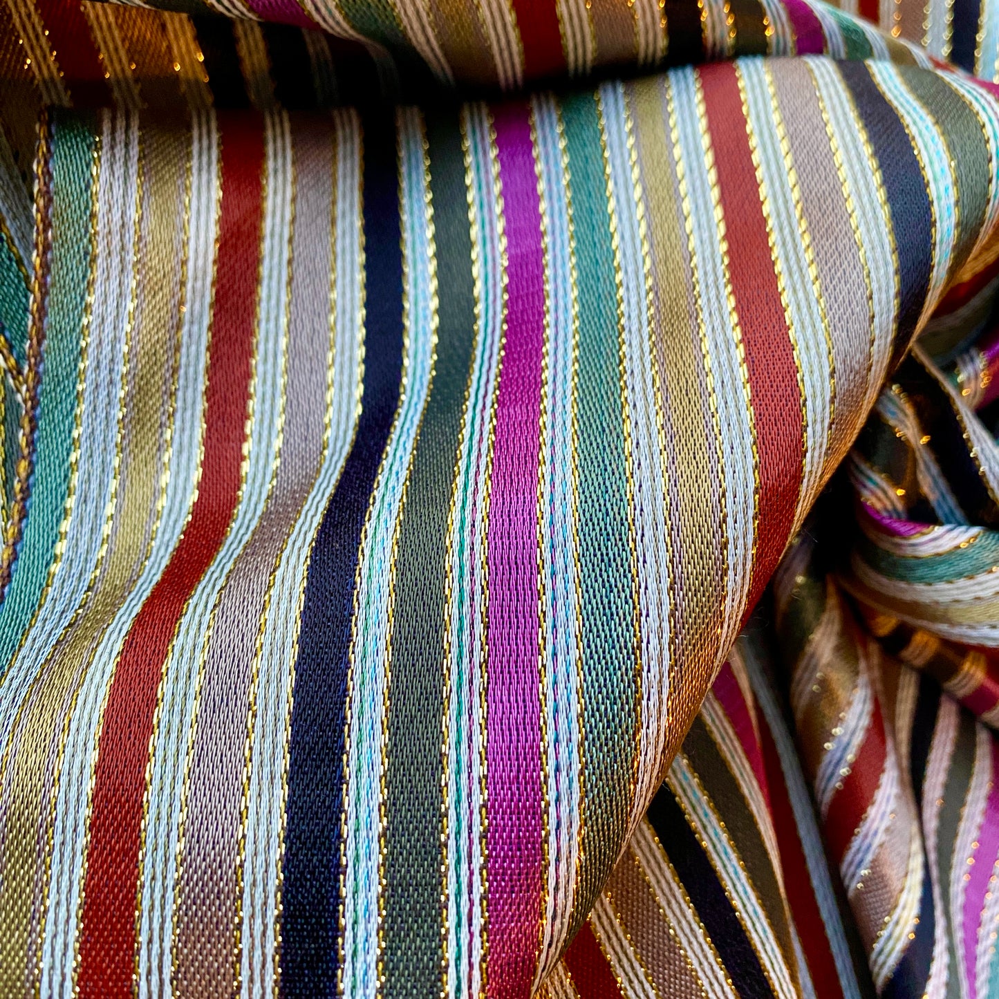 saya, kashmeer, kashmir, palestinian fabric, syrian fabric, thobe fabric, colorful fabric, palestine, thobe, cotton, silk, blended woven fabric, syrian clothing, palestinian clothing, palestinian dresses